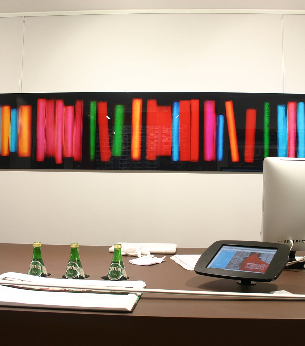 Art lovers at Lumas Gallery - Bouncepad Journal