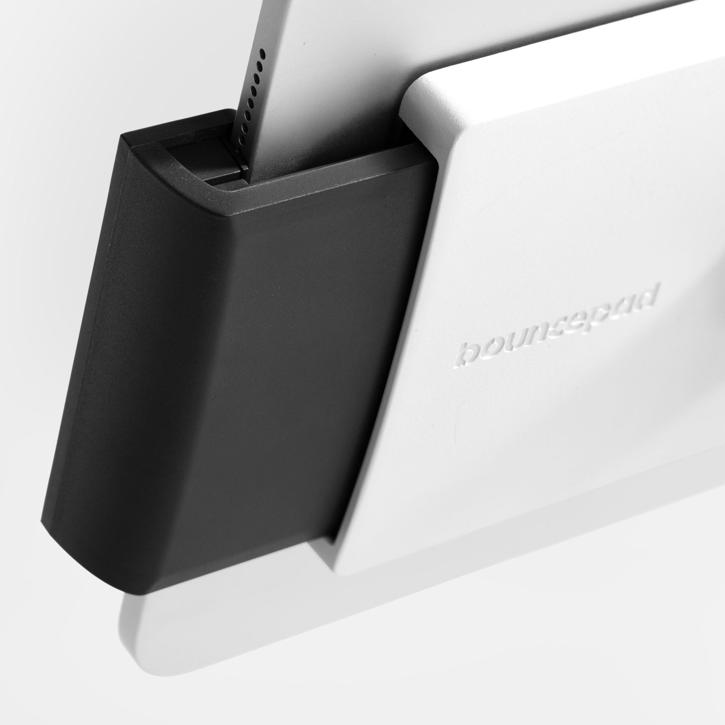 Clip Floorstanding Slim